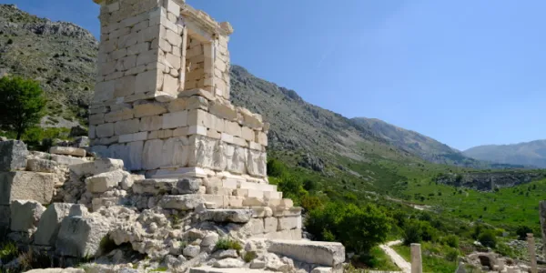 Isparta Gül Hasadı & Göller Bölgesi