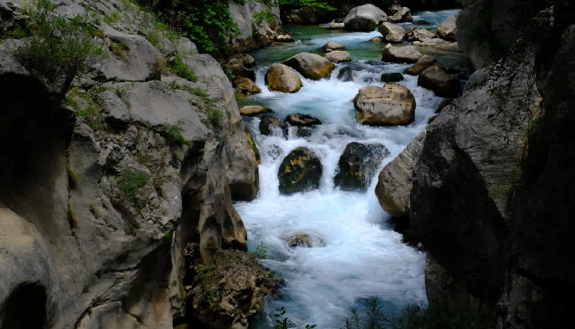 Isparta Gül Hasadı & Göller Bölgesi