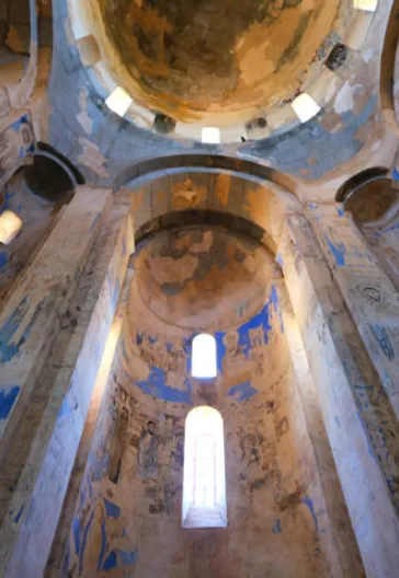 アニ遺跡からアフラトとアクダマルへの東アナトリアツアー