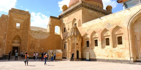 Ani Akdamar Nemrut Turu
