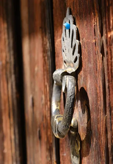 Тур по домам с пуговицами в Ормане