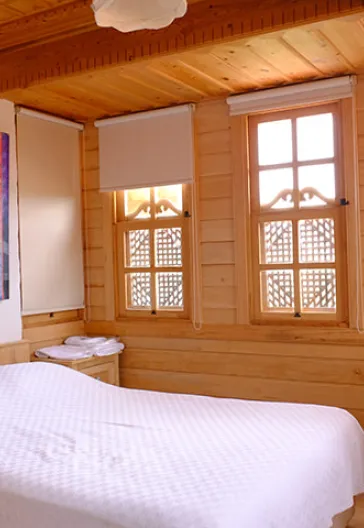 Тур по домам с пуговицами в Ормане